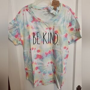 Rae Dunn Be Kind T-shirt Size:Large